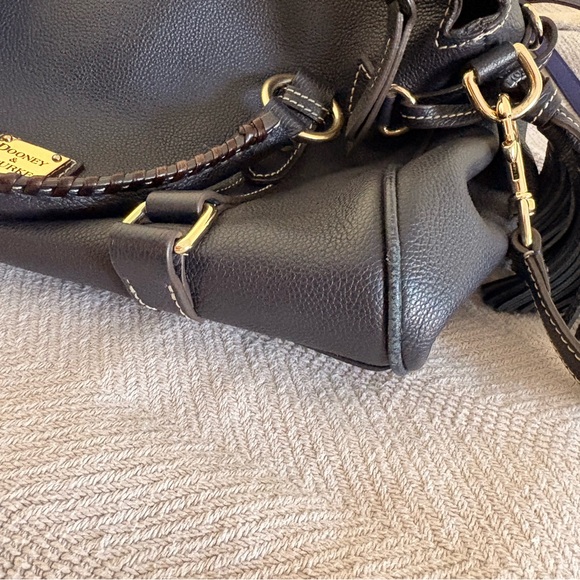 Dooney & Bourke Navy Leather Purse - Picture 8 of 9